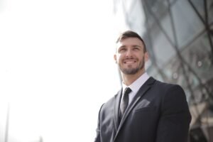 De Freelance a Consultor: Cómo Elevar tu Valor en el Nuevo Mercado Profesional